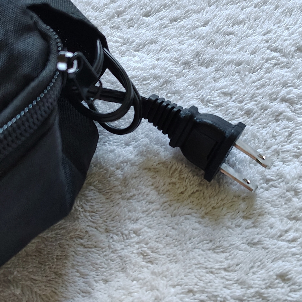 HOT LOGIC TRAVEL FOOD WARMER NEVER USED - Picture 4 of 4